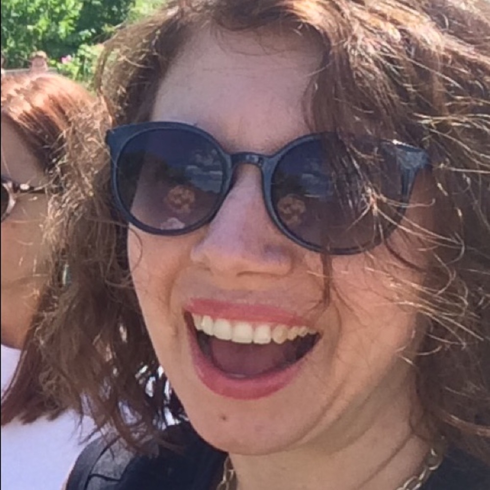 Meet your Posher, Christina